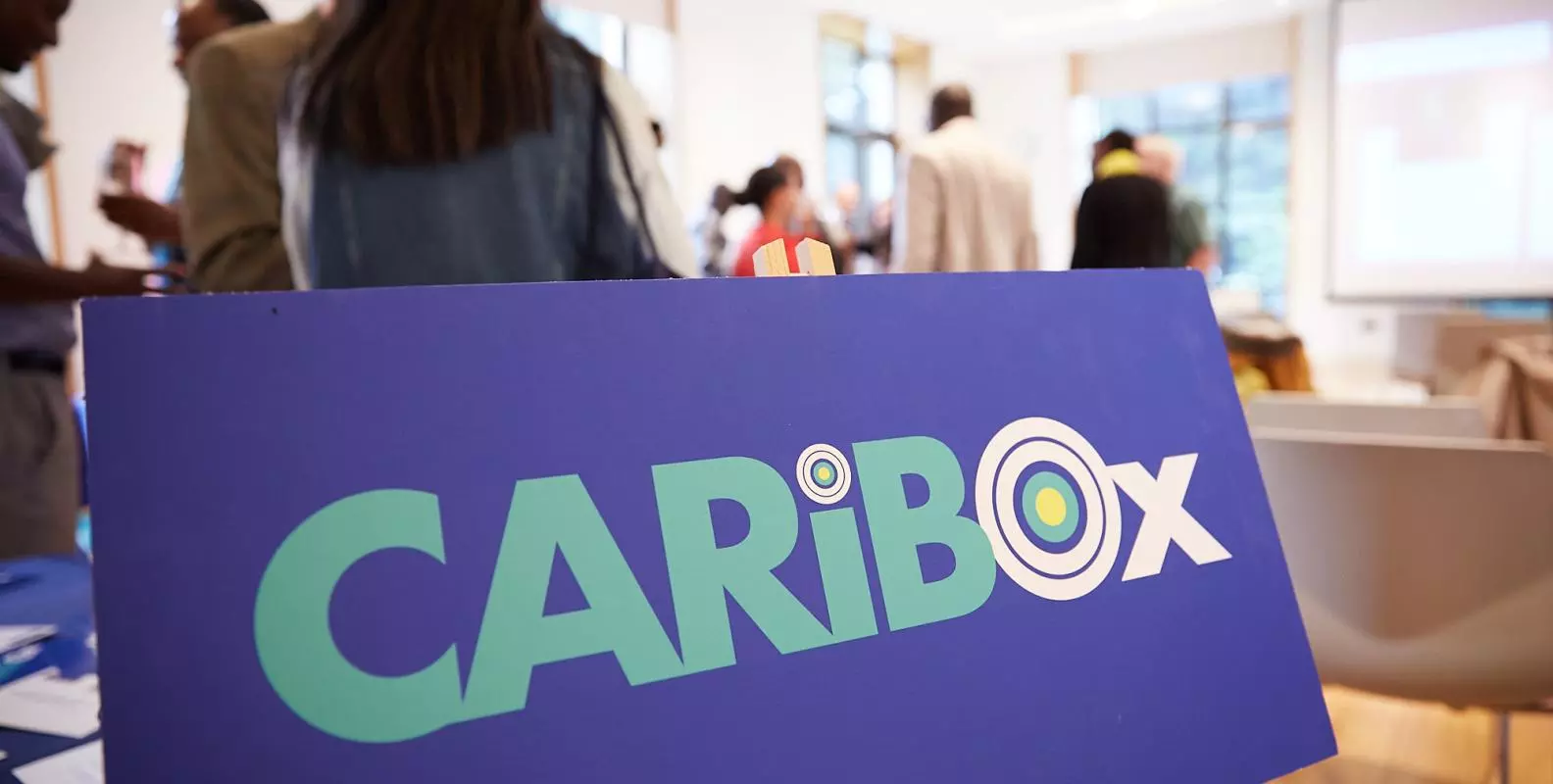 Caribox sign